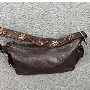 🛑SOLD 🛑 Brighton Brown Leather Shoulder Handbag Strap Beading Floral D160331